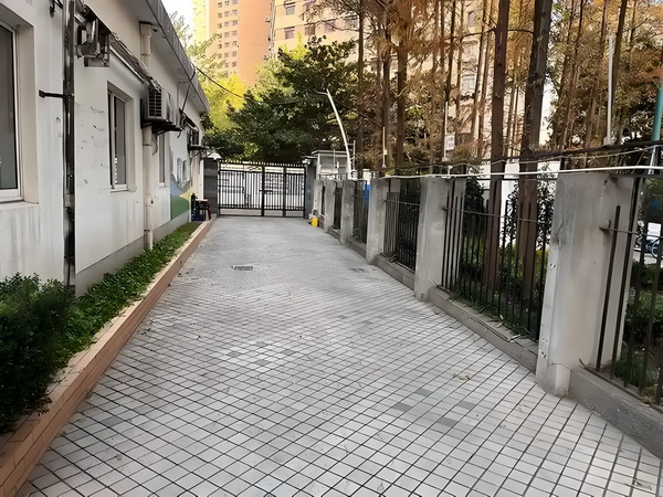 要出道了吗？！霍汶希女儿hanni杂志封面首秀